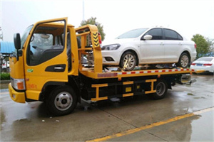 商城附近拖车救援24小时服务热线